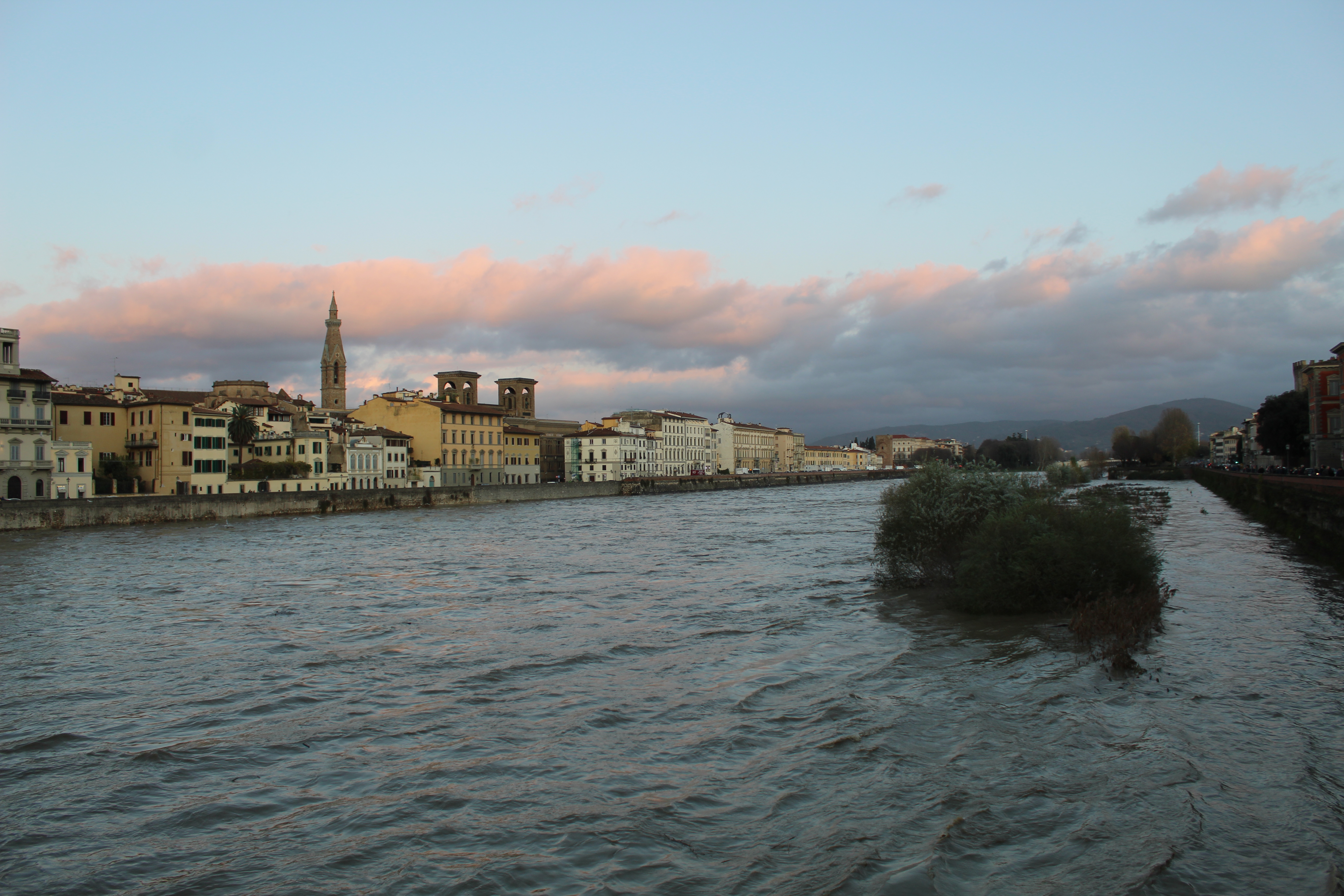 Arno River in winter 